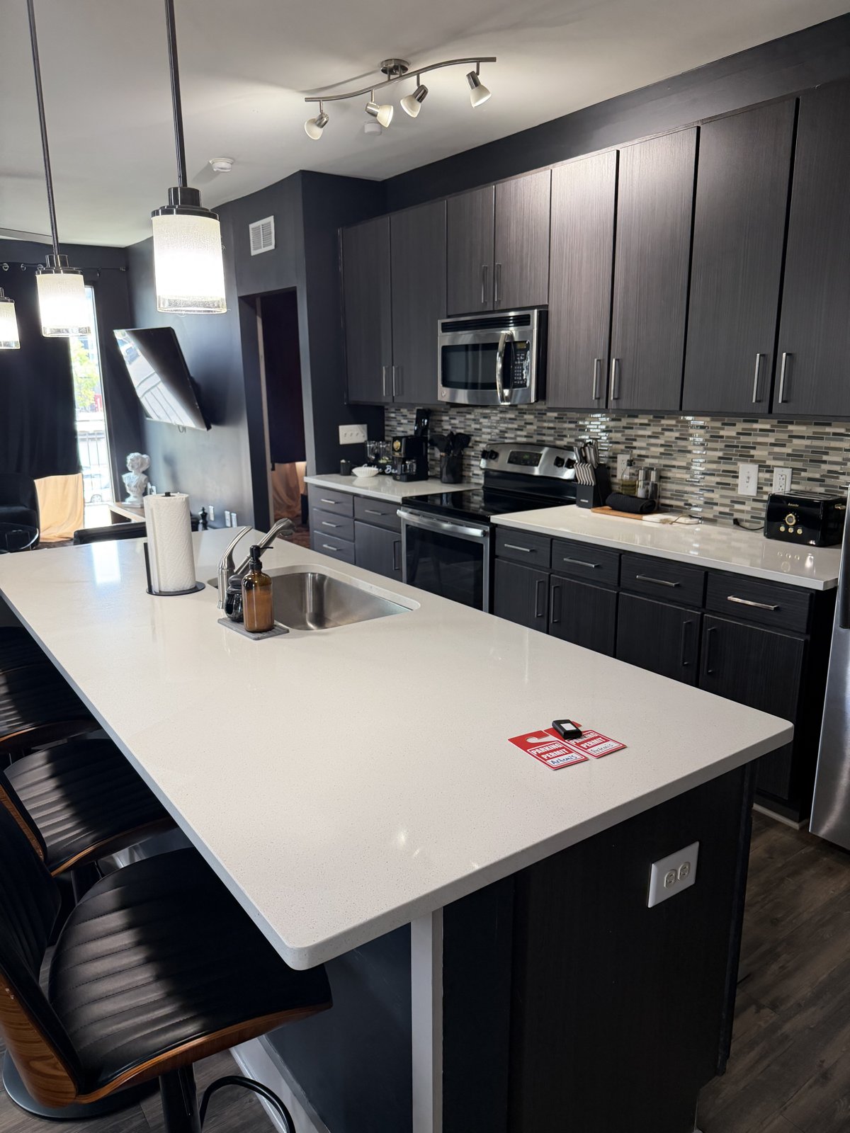 Deep kitchen cleaning result by Klinner Cleaning & Maintenance in Nashville