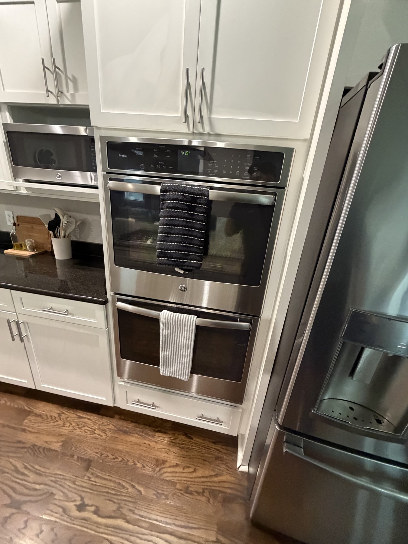 Kitchen appliances cleaned for move-in